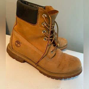Woman’s Timberland boots